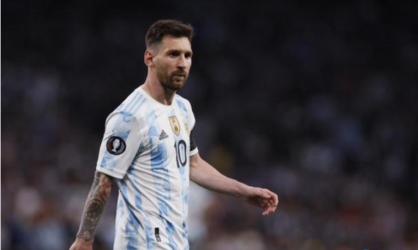 俄乌战火欲止，特朗普逼中国买单？欧美乌联手施压，中国如何应对！